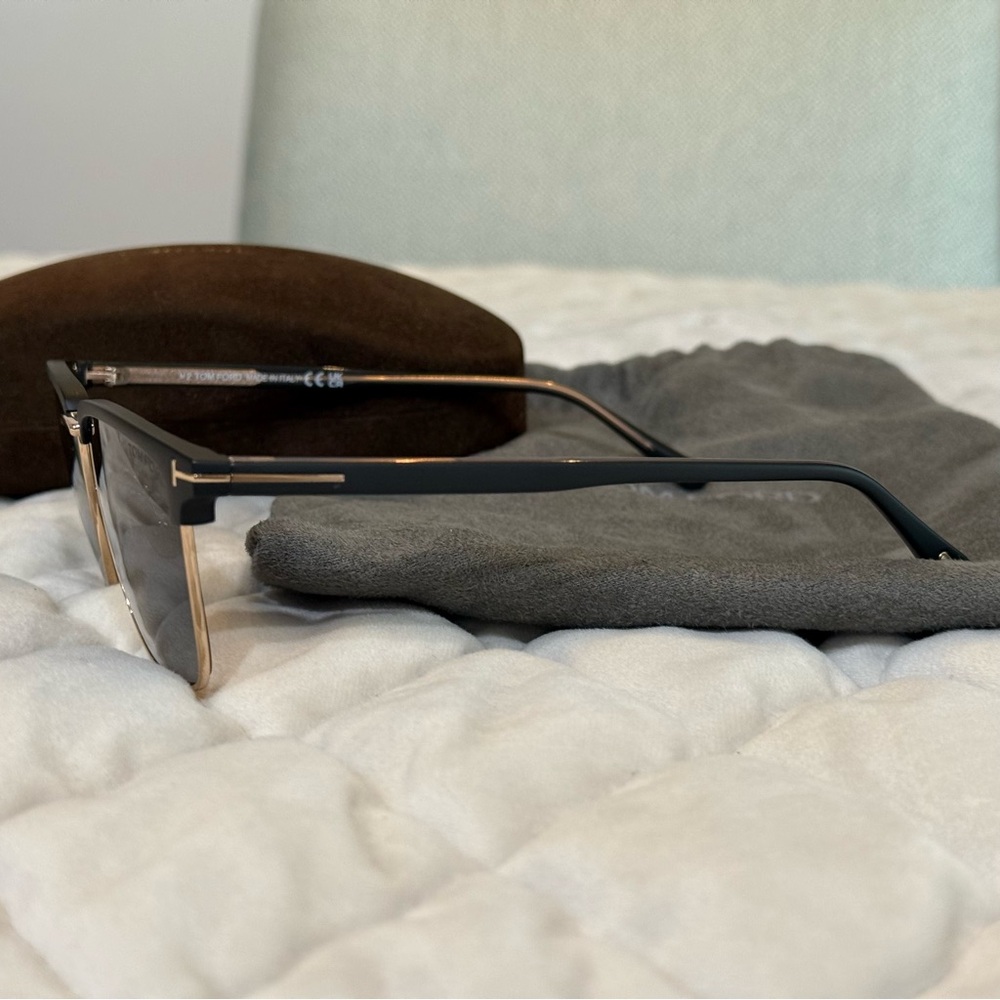 Tom Ford Polarized Hudson Sunglasses - Picture 6 of 6